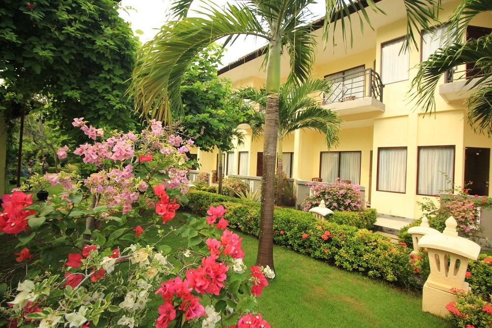 Rossa Garden Hotel Candidasa Zewnętrze zdjęcie